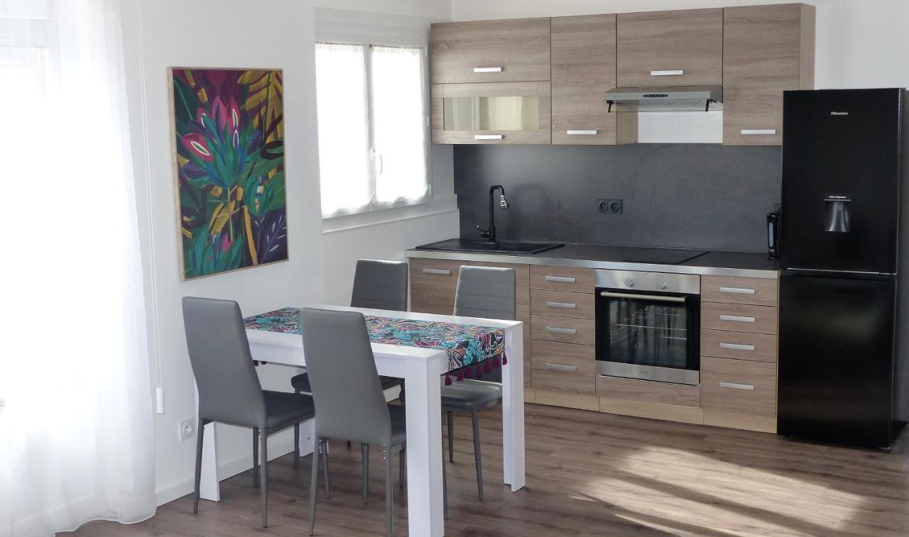 La Pierre 3 Tartas Екстер'єр фото